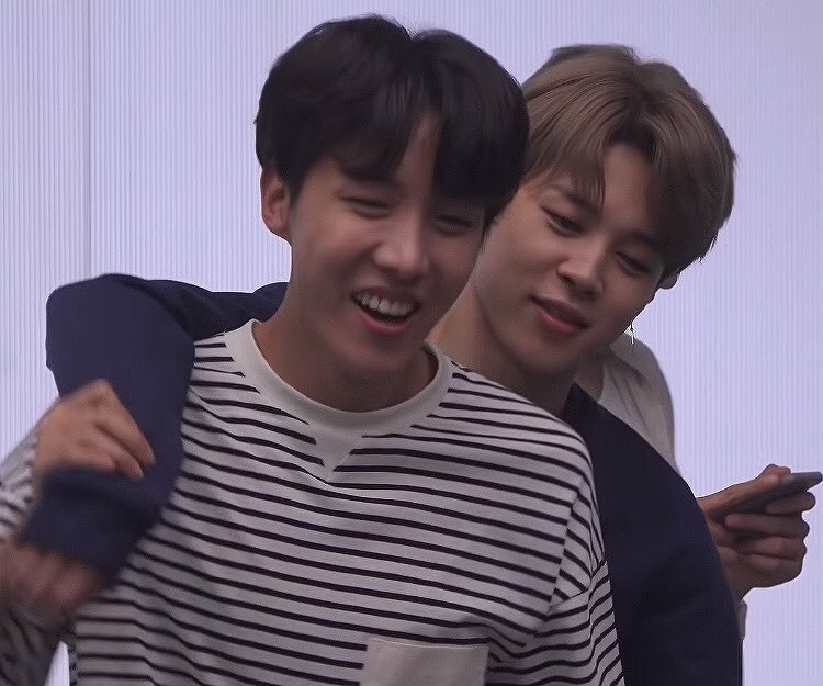 jimin: i know a spot! HOBI HYUNG 