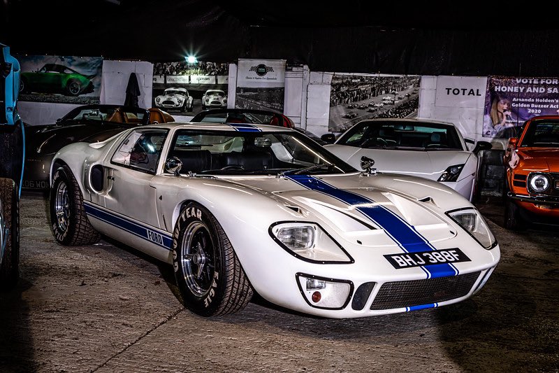 TotalHeadturner's tweet photo. We have a superb selection at https://t.co/OWBXuJIZZU , pictures courtesy of https://t.co/9X3XxQe7DJ #cobra #gt40 #photocar @photocar100 @takeone @artpics @warriors @mancaves @garage @gas @art https://t.co/BFSZSZSP59