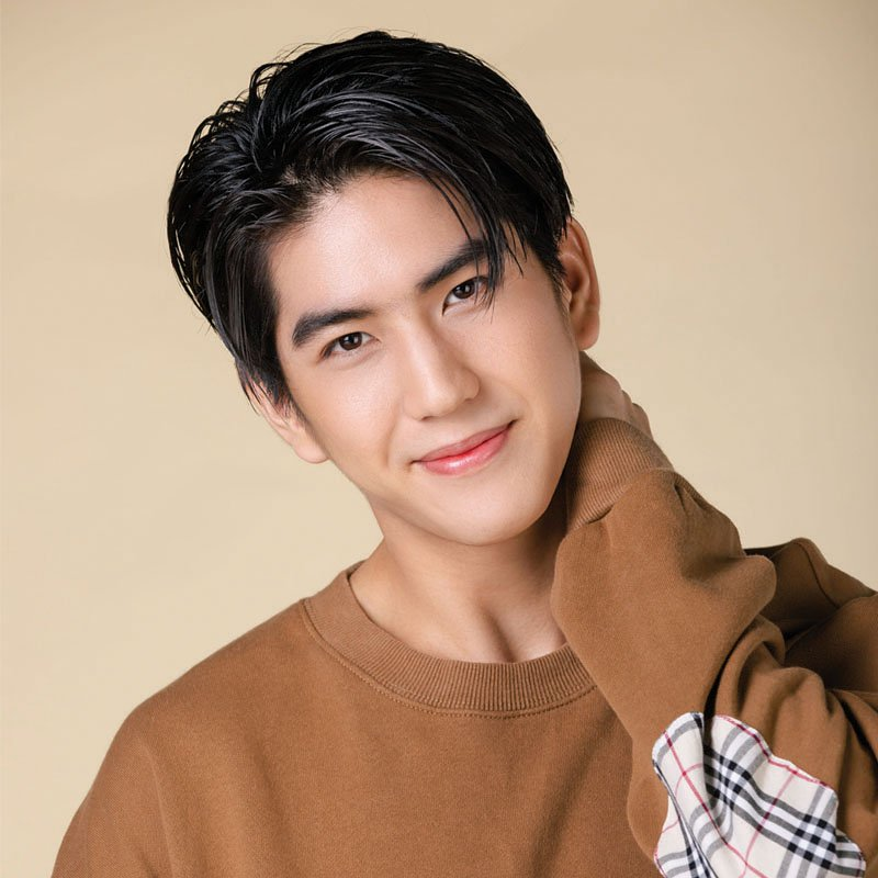 Sea: Tawinan AnukulprasertApril 13, 1999Weight: 65 kg. / Height: 178 cm.Education: Currently studying a bachelor's degree Faculty of Business Administration Kasetsart UniversityInstagram: sea_tawinanTwitter: Sea_tawinan