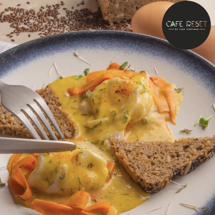 CafeReset's tweet photo. We have perfected the art of poached eggs! Pictured is our Poached Eggs “Bennie” with Smoked Carrot Lox. 😍

#HealthyFood #BreakfastOfChampions https://t.co/oWy2sDMvA6