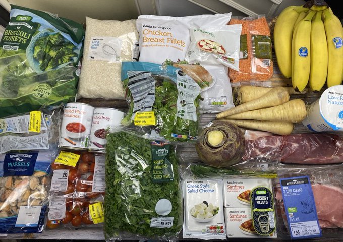 One of these packs was put together for £20.

The other is the government's idea of £30 worth of food.

We need to trust parents to spend wisely on their children's nutrition.

Food poverty in a country as rich as this one is a crime.