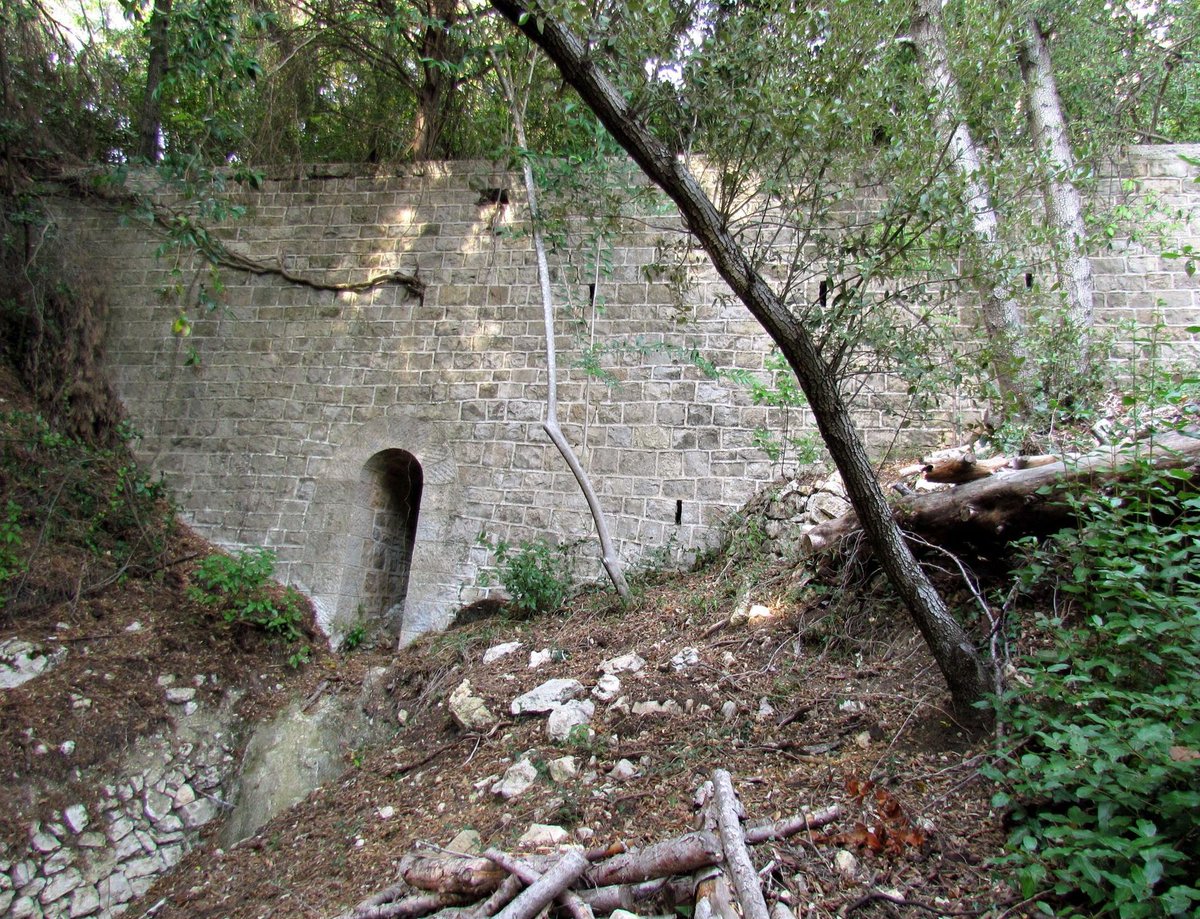 #Infrastructures 
▶ L'analyse des risques appliquée aux murs de soutènement en maçonnerie : un guide méthodologique du #Cerema
cerema.fr/fr/actualites/…