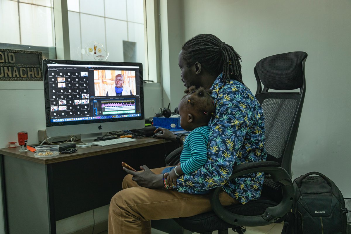 a_achuoth's tweet photo. My daughter decided to pay a visit. #producerinthemaking #wiiwii https://t.co/LNuAXz1aCx