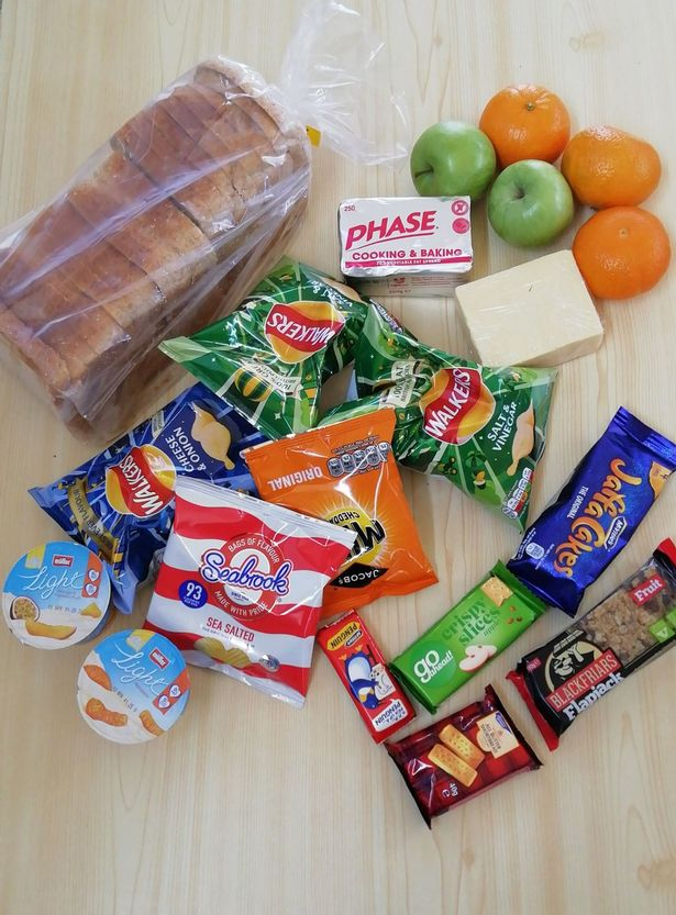 Not to get political on main (hahahahahaha) but the company responsible for this, Chartwells, which the Tories handed the school meals contract to, has prior form in depriving children of food, so it's hard not to read deliberate intent into this: https://www.mirror.co.uk/news/uk-news/teacher-slams-free-meals-provider-21757484  https://twitter.com/RoadsideMum/status/1348646428084760576