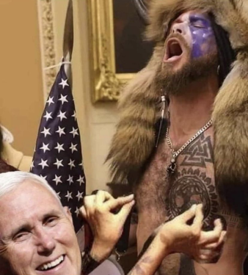Sveni2020's tweet photo. @washingtonpost @509ShawnG PENCE and TRUMP are now responsible for the violence and divisions going on in America.
How sad that PENCE is so stupid and responsible for America's being destroyed. https://t.co/FRwLhjQshz