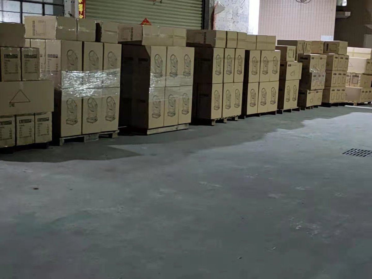 90units 330W BEAM +88units 1000W LED RGB STROBE+ 92units 18×10W RGBW 4IN1 LED BAR+ 20units 36×10W RBGW 4IN1 LED WASH +10units 200W WARM+WHITE LED BLINDER+ 2units 10W RGB FULL COLOR LASER has been shipped to MEIZHOU BAR !  
#staging #prolights #sonido #events  #eventos #staging