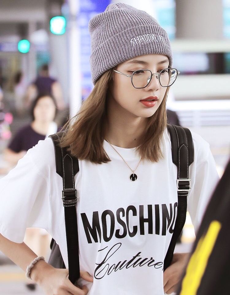fIeurlalisa tweet picture