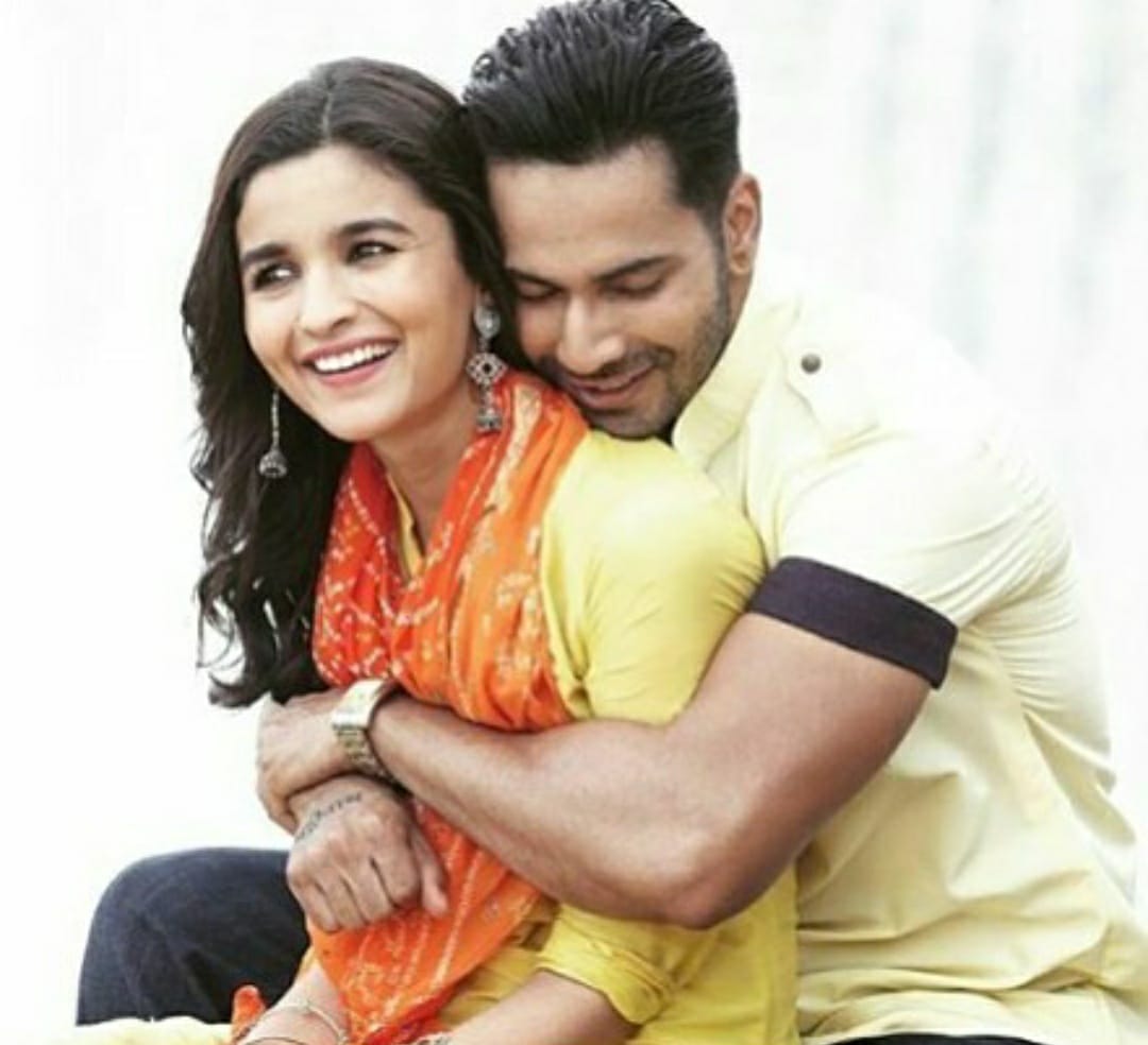TJinali's tweet photo. Can you guess the movie from this scene?
1.Kalank
2.Badrinath Ki Dulhania
3.Humpty Sharma Ki Dulhania

#AliaBhatt #VarunDhawan #KaranJohar #KJO #DharmaProductions #DharmaMovies #Bollywood #Director #BollywoodActors #BollywoodMovies #BestDirector https://t.co/TEbtUwpGeX
