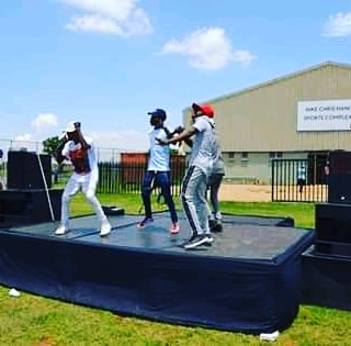 Still upcoming artist❤
My sounds are awesome &amp; it can goes viral if you could pay attention when I post certain links. I'm the man without label &amp; so patient cause great things takes time as <a href="/ReeceCentre/">$wiss Franc$</a> says ❤ phlegmatic work till I get noted #1841 my city