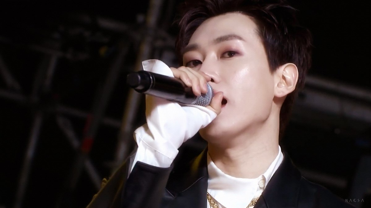 ssaa8644's tweet photo. SMTOWN LIVE 2021

-
#은혁 #Eunhyuk @AllRiseSilver https://t.co/jv7QuXWQSi