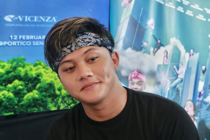 - in fact, he got rejected several times. They really said “no free pass for you!!”