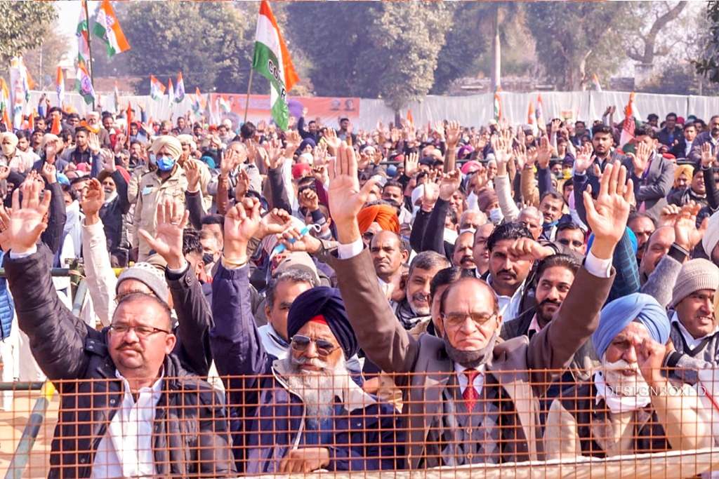 VijayIndrSingla's tweet photo. Happy to have laid the foundation stone of various projects worth Rs.202.64 cr in Abohar, alongside @INCPunjab President Sh.@SunilkJakhar  &amp; FM Sh.@MSBADAL. These shall lend further impetus to development in the region under Hon’ble CM @Capt_Amarinder Ji’s leadership. https://t.co/sHAZKYOvmX