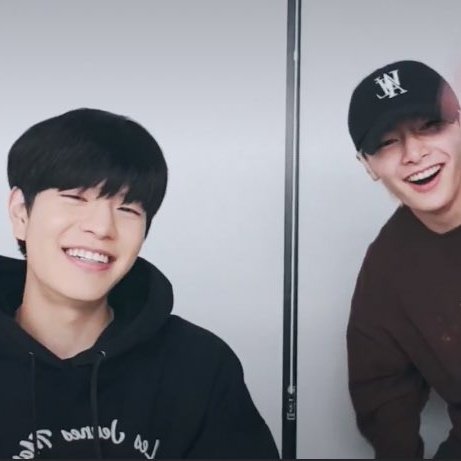 skz smiling (@smiley_skz) on Twitter photo 