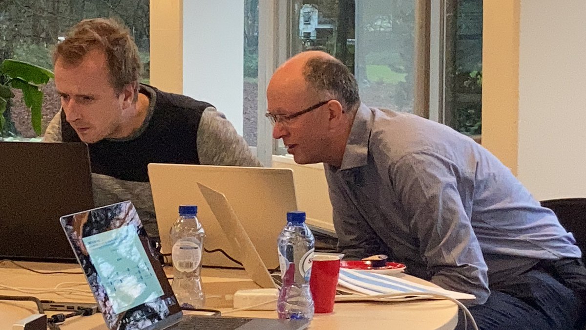 Hoge concentratie bij de techniek. <a href="/renerust/">Rene Rust</a> <a href="/OOTBTV/">Stichting Out of the Box TV</a> Dag over strategische personeelsplanning loopt 👍🏻