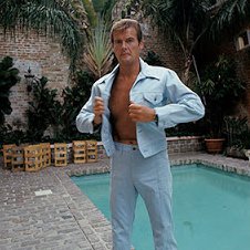 moore007please's tweet photo. @TheWizardOfIce @Kitten2402 #shumper #jirt #RogCasual

Well, Rog was always a slave to fashion. https://t.co/0jb2JSPW2v