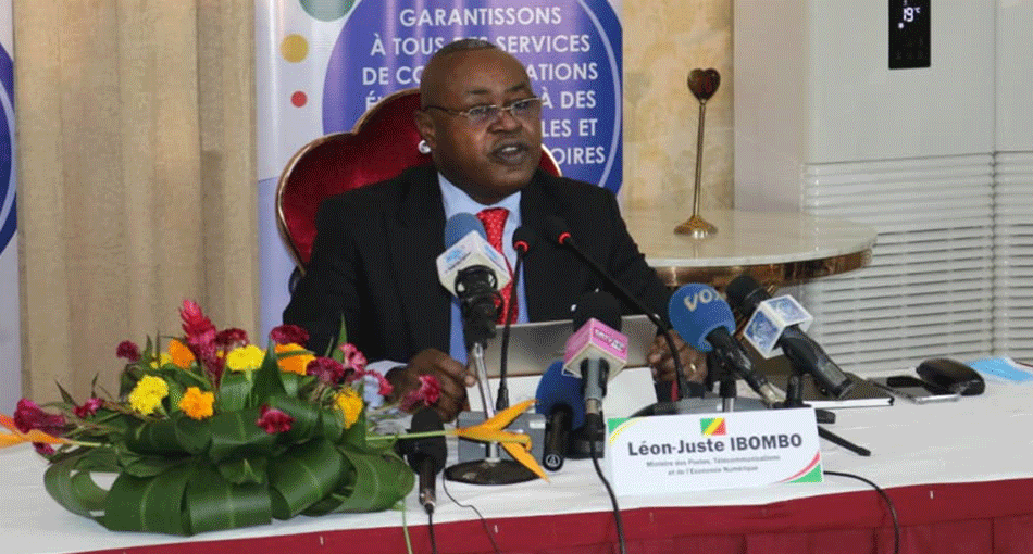 Cnewscg's tweet photo. Congo : Léon juste Ibombo face à la presse pour une rétrospective des activités de 2020 
⏩ https://t.co/Jg26fb8GsP

@LeonJuste https://t.co/TLbRU4LRLG