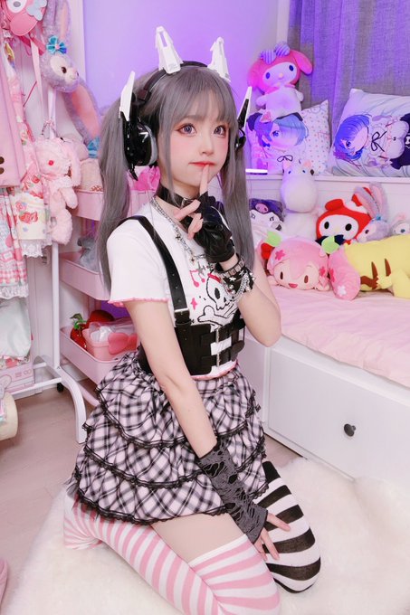 Twitterのコスプレ画像31