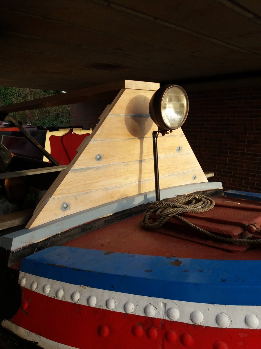 Cratch assembly taking shape.