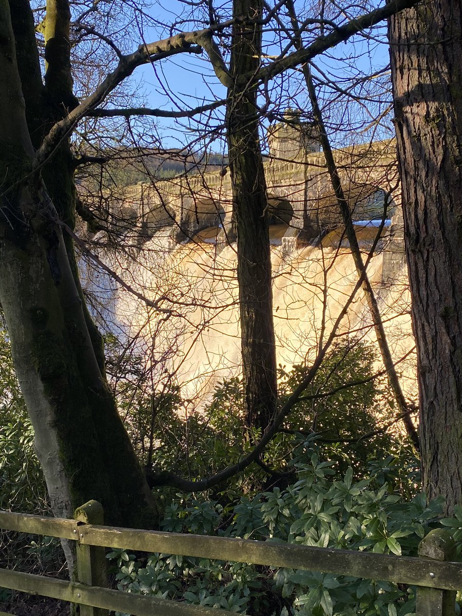 Reidyx's tweet photo. @BBCLookNorth gouthwaite reservoir is full today!! https://t.co/6Oj8pzMm9j