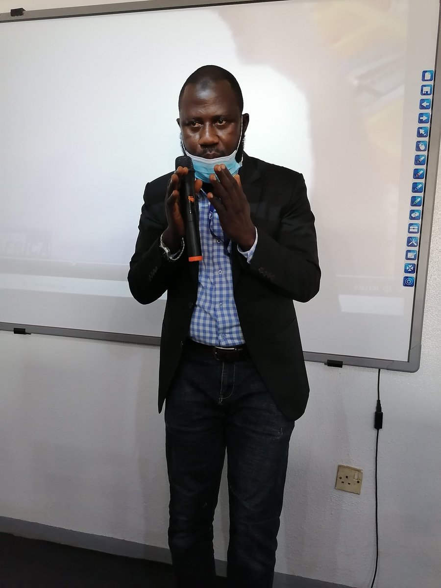 atchub_'s tweet photo. The Director @atchub_, @Adewole21
Addressing the kids on #QHSE -Quality Health Environmental Safety which is a key yardstick at ATCHUB

#STEM
#ATC
#Arduino
#AI
#STEMkids
#ATCSTEM
#technology 
#coding 
#DigitalTransformation https://t.co/lUWQQ8KPYa