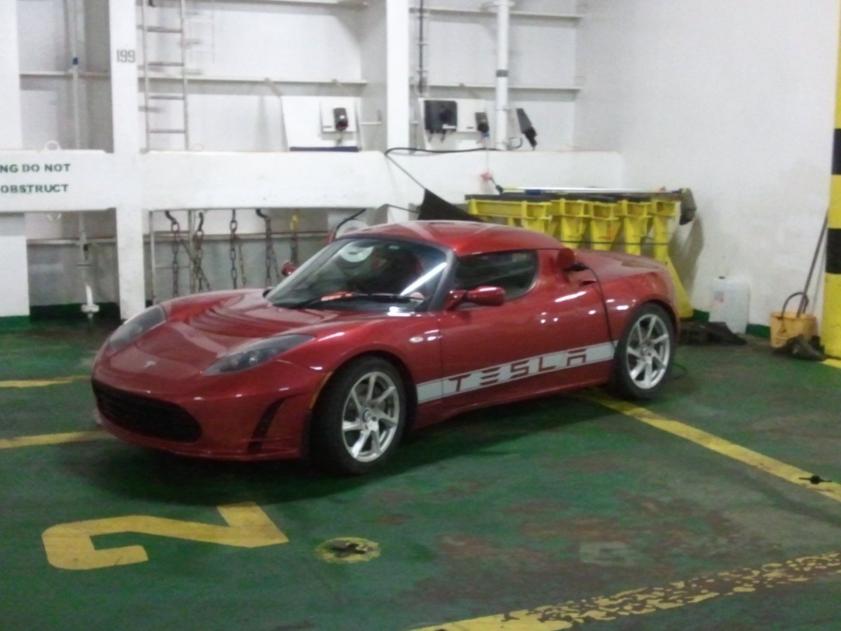 outlets for refrigerated trailers. Just as we thought we were in luck the car's dash lit up like a Christmas tree. It turns out that although it was the same red plug as at ESB, they were wired differently. Had we broken the car? I was genuinely worried. Luckily the ship's