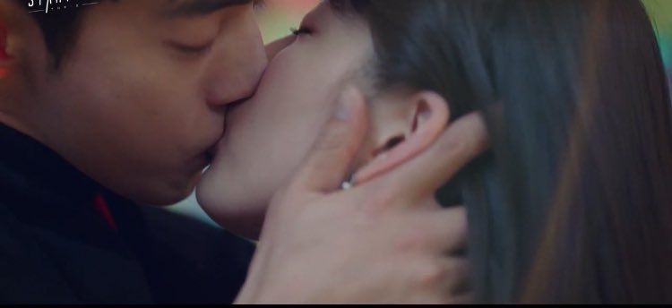 25. KISS. Sunsets? Rainbow colored Tags? Same colored outfit? The effort of giving us a picture perfect scene. They were OFFICIALLY TOGETHER during the 1st and OFFICIALLY BACK TOGETHER during the 2nd.