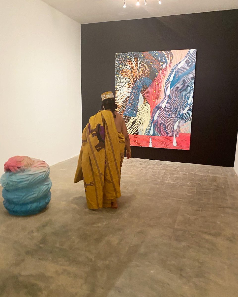 Voodart's tweet photo. «Gros Câlins », une exposition de Jérémy #Demester au Musée de la #FondationZinsou (@FondationZinsou). #Ouidah https://t.co/AutoCdy36x