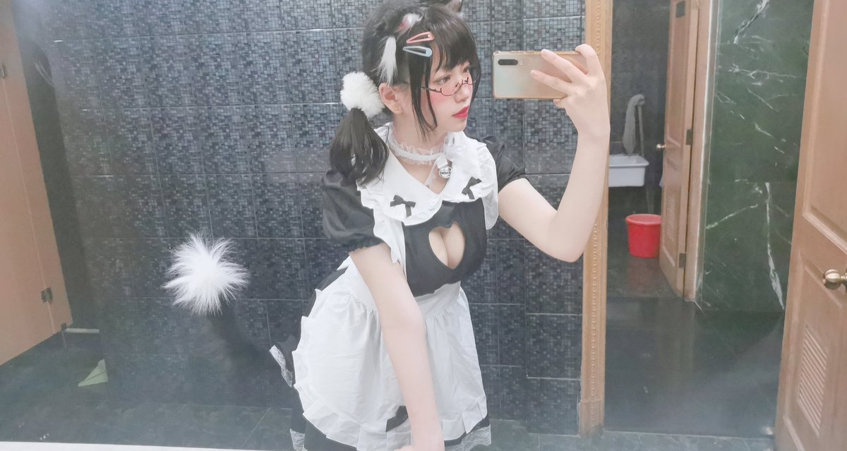 luokekess's tweet photo. 主人你好 https://t.co/zuypN6yUF6