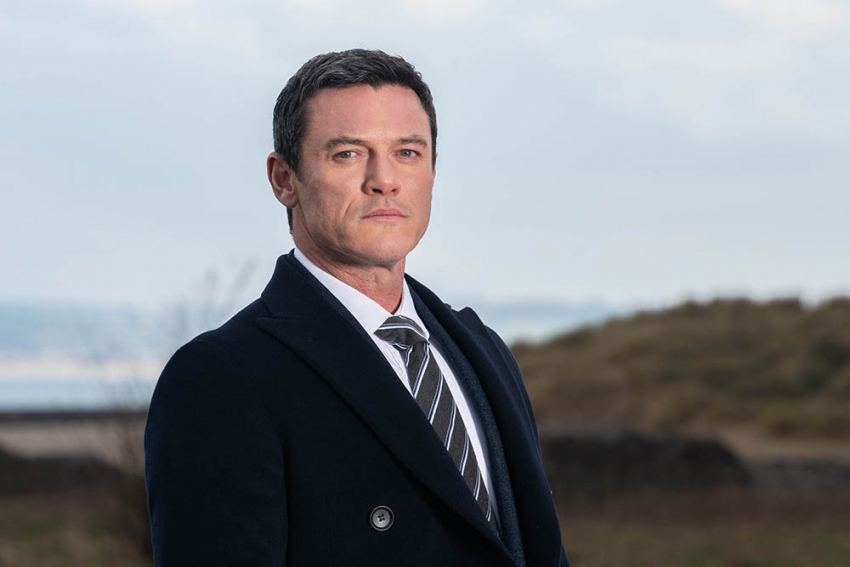 itvpresscentre's tweet photo. ITVโs The Pembrokeshire Murders launches with 6.3 million viewers.
The Channelโs biggest new drama first night audience since 2016. https://t.co/I7AS2q095D https://t.co/cn9EBMDVfj