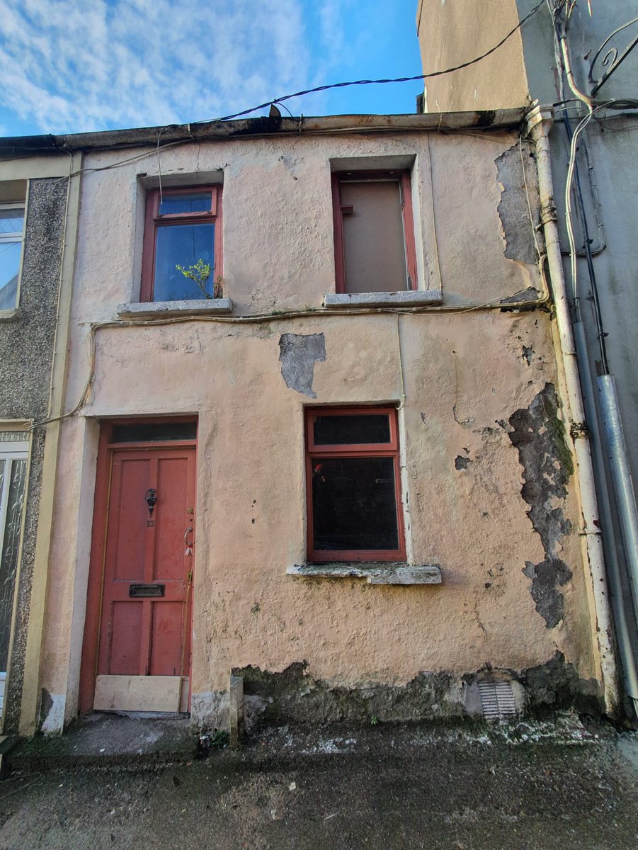 another property that has been empty for a long time in Cork city centreshould be someone's homeNo.248  #Wellbeing  #HousingForAll  #Respect  #Regeneration