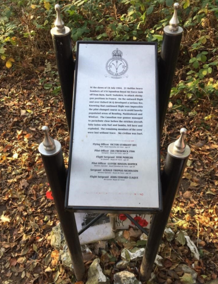 Halifax LK794, LK-Q of 578 Squadron caught fire and exploded on the outbound flight, crashing between Reading and Maidenhead with the loss of six crew. /22