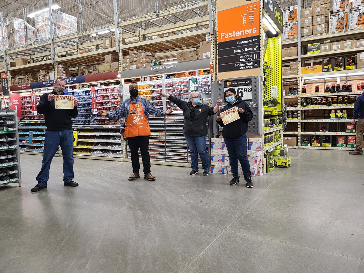 Sandy (@sandys_hd) on Twitter photo Mike  6 plus years , Denise 8 years celebrating the MET mission at store 4040. Thank you for all you bring to this store <a href="/RLM4040/">Robert</a> <a href="/KHahmeyer/">Kaileb Hahmeyer</a> <a href="/tiana_martines/">Tiana MartinesAlcain</a> @blkubes <a href="/mikepriest_MET/">Michael Priest</a> Mike  6 plus years , Denise 8 years celebrating the MET mission at store 4040. Thank you for all you bring to this store <a href="/RLM4040/">Robert</a> <a href="/KHahmeyer/">Kaileb Hahmeyer</a> <a href="/tiana_martines/">Tiana MartinesAlcain</a> @blkubes <a href="/mikepriest_MET/">Michael Priest</a>