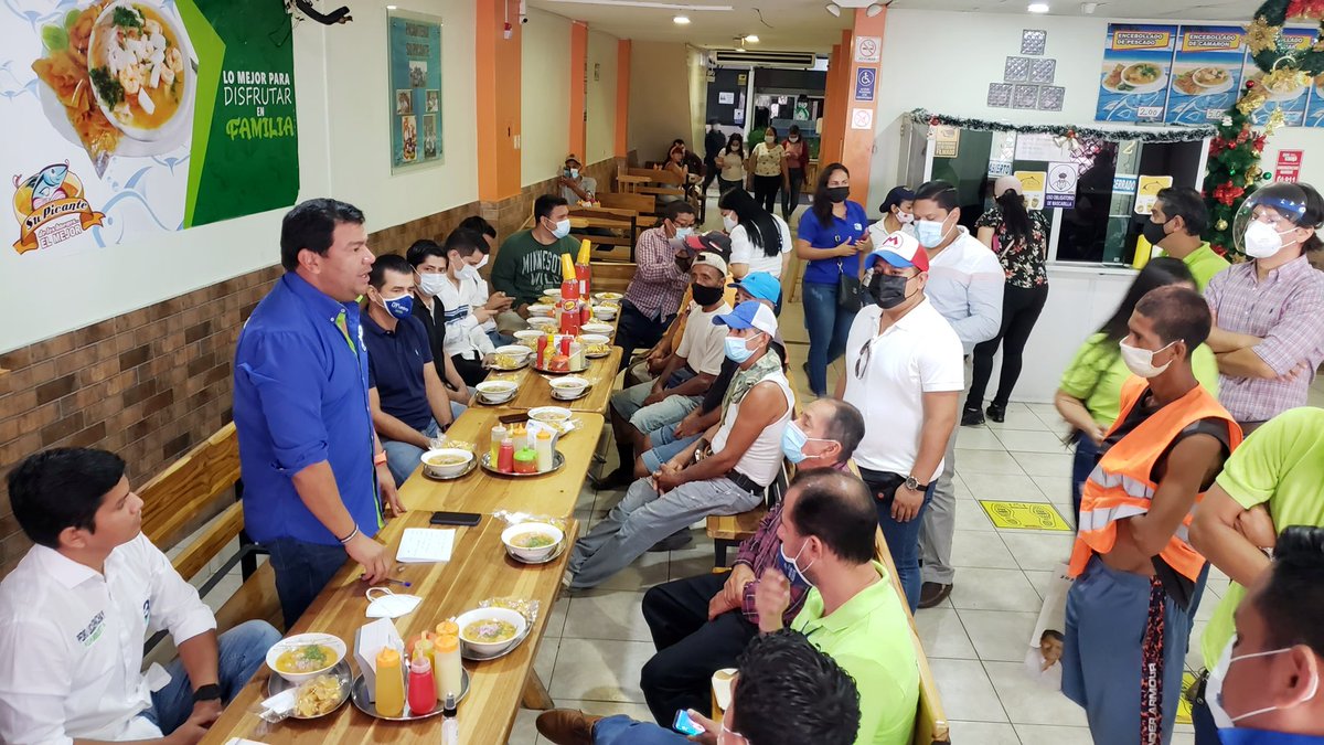 Conocemos la realidad de #Manabí, tenemos la experiencia y, sobre todo, estamos capacitados para asumir esta reelección. Por un #Ecuador de diálogos y consensos a votar #Todito35. <a href="/35PAIS/">Pily Castillo KRC 🗣️</a>
¡Gracias #Portoviejo por el respaldo!

#VuelveLa35 
#LitardoAsambleístaNacional