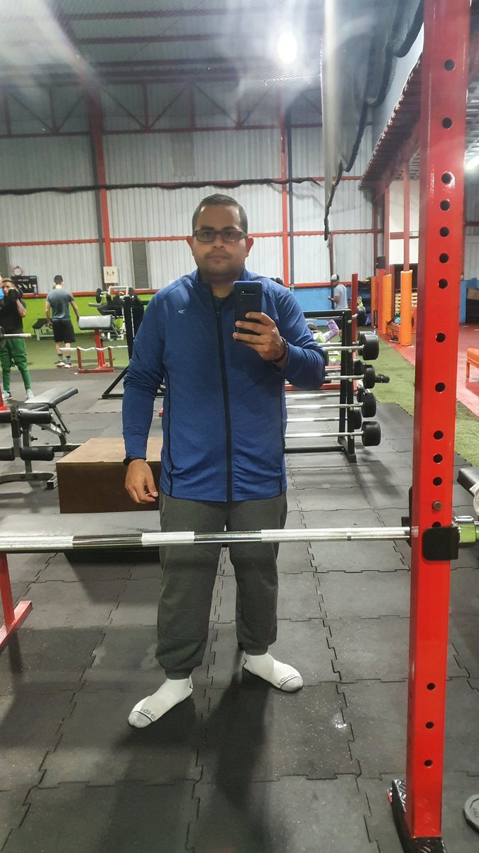 Jona (@yonloma) on Twitter photo 