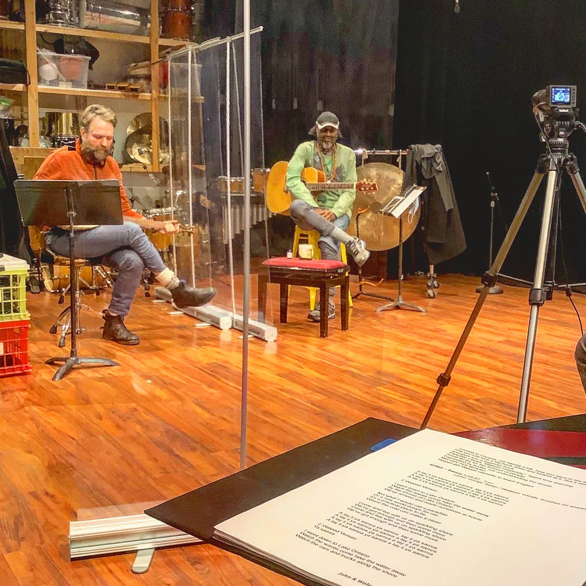 beyondwallsTPM's tweet photo. 6 ft apart, open windows and impermeable barriers 🙏 #TPMNavigatingTheNow https://t.co/go80Y7lv0S