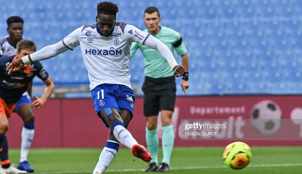 6. PenaltiesWith Noble not appearing as a first team player as often we are without a penalty taker. Dia has scored 6/6 penalties for Reims.