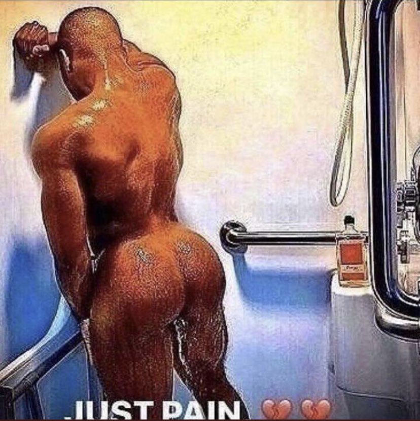 LRoro98's tweet photo. @iTzRease Rease in the shower https://t.co/TJ77KmRBO9