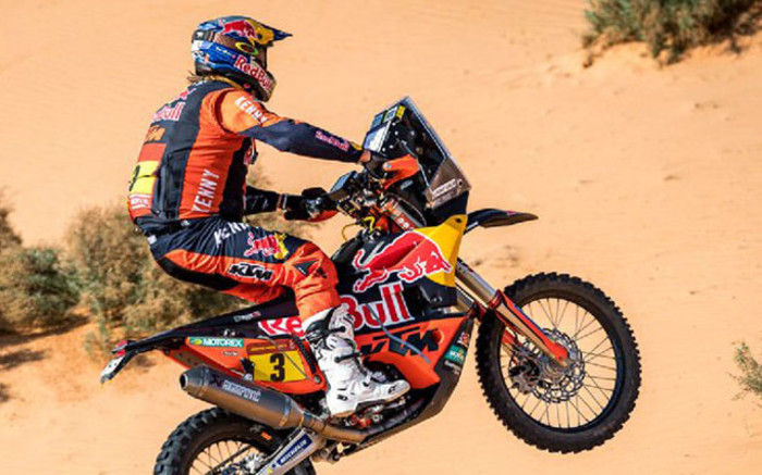 Australia's Toby Price crashes out of perilous Dakar