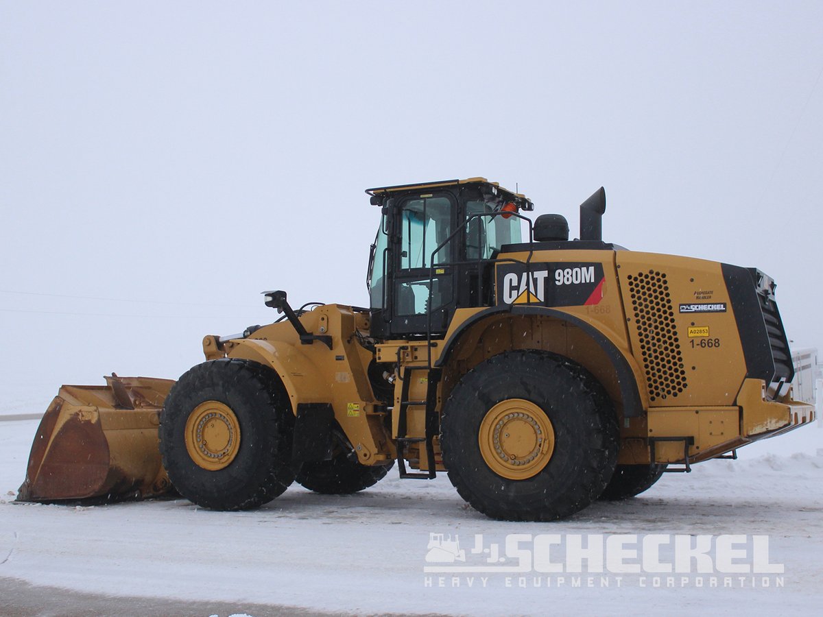 JJScheckel's tweet photo. 2015 Cat #980M Wheel Loader, Aggregate Handler Package, 6,200 original frame hours, Radials, 7.5 yard GP bucket w/ Edge, Ride Control, payload monitor, as good as they come, excellent documented history. $258,000 Read the details: https://t.co/0l9I4JhRcH https://t.co/CltBv6JykC