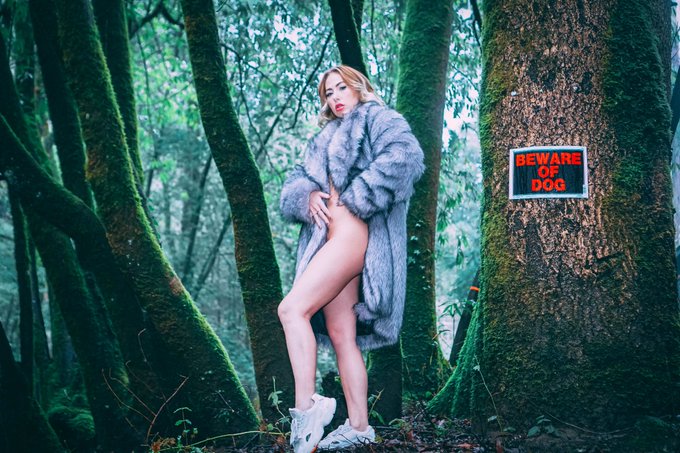 i ain&rsquo;t scared 🐯 https://t.co/HdsAyGpKSe<a href="/tag/smokeshow"class="tags"><span>#smokeshow</span></a>