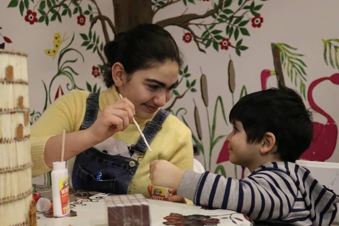 AzUBirlik's tweet photo. "Art terapiya" kursu

#uşaqlarüçünələlə
#uşaqsığınacağı 
#özgəuşağıolmur https://t.co/XMsgsuyohu