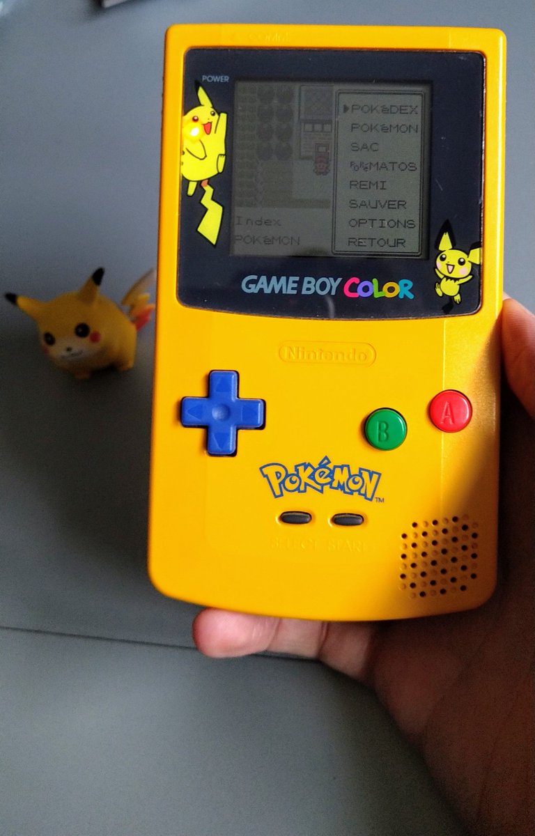 21Remi1000's tweet photo. My favorite video game of all time 🤩 pokemon silver version on gameboy 🕹️ all my childhood memories 😀
#pokemon #gameboy #retrogaming #Pikachu #silverversion #lugia #collector @NintendoFrance https://t.co/CrcNBypd5Y