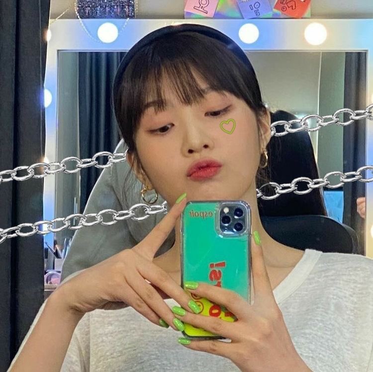 Leya ˚✧˳✧༚ tweet media