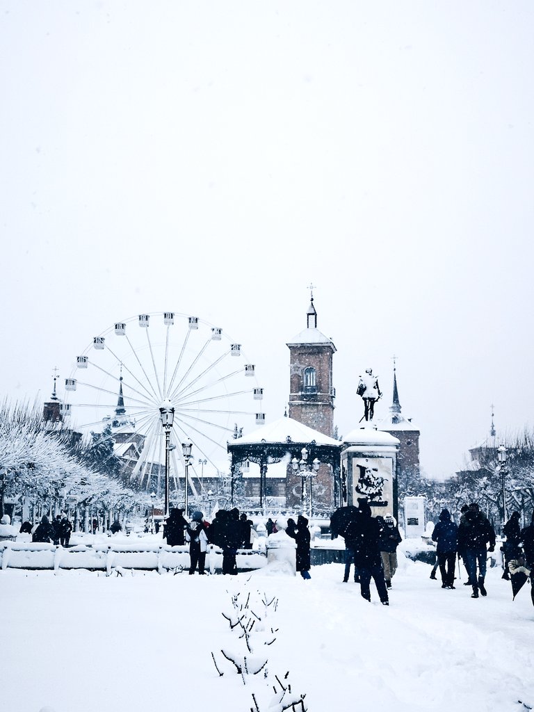 maibnitez's tweet photo. Va a ser difícil de olvidar la estampa invernal que dejó Filomena en Alcalá.
#AlcalaDeHenares
#Filomena https://t.co/u2ULDaehwn