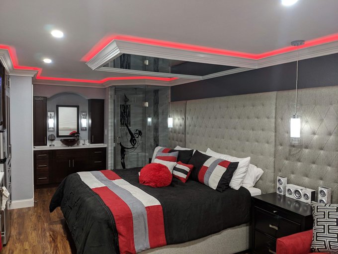 Join Us Tonight At SECRETS HIDEAWAY   You've been invited to COUPLES UNITED TUESDAY : https://t.co/aHob5B2IDx