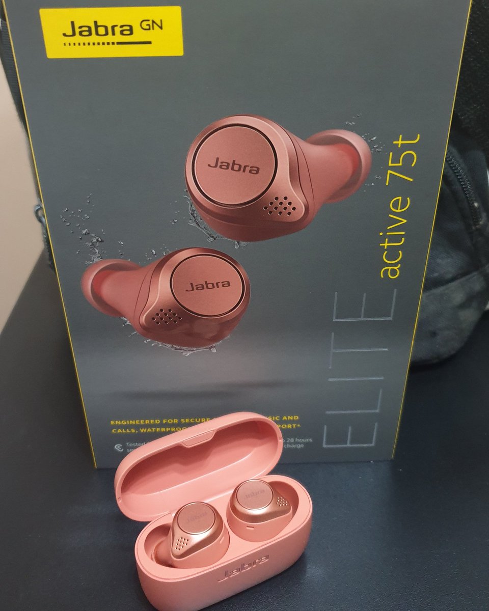 sbow1975's tweet photo. Massive thanks to @jabrasport for the prize I won in the @TotalMTB_ Christmas raffle, awesome bit of kit that will make the turbo trainer days a breeze ๐๐ป https://t.co/ArsnuUaPp0
