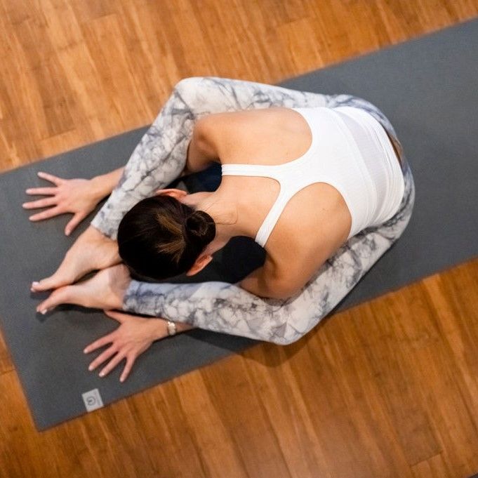 FREE CLASS offer for your first live online yoga and pilates class with us

Sign up here: studio.kalimukti.com/first-time-boo…  #jerseyci #freeyoga