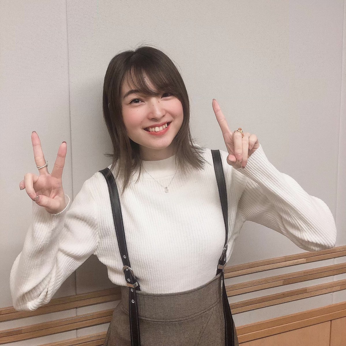 上田麗奈 Artist Official 文化放送超a G 上田麗奈のひみつばこ の放送お聞きくださり ありがとうございました 21年最初の収録だったので 今日は21ポーズです 来週もお楽しみに 上田麗奈 ひみつばこ