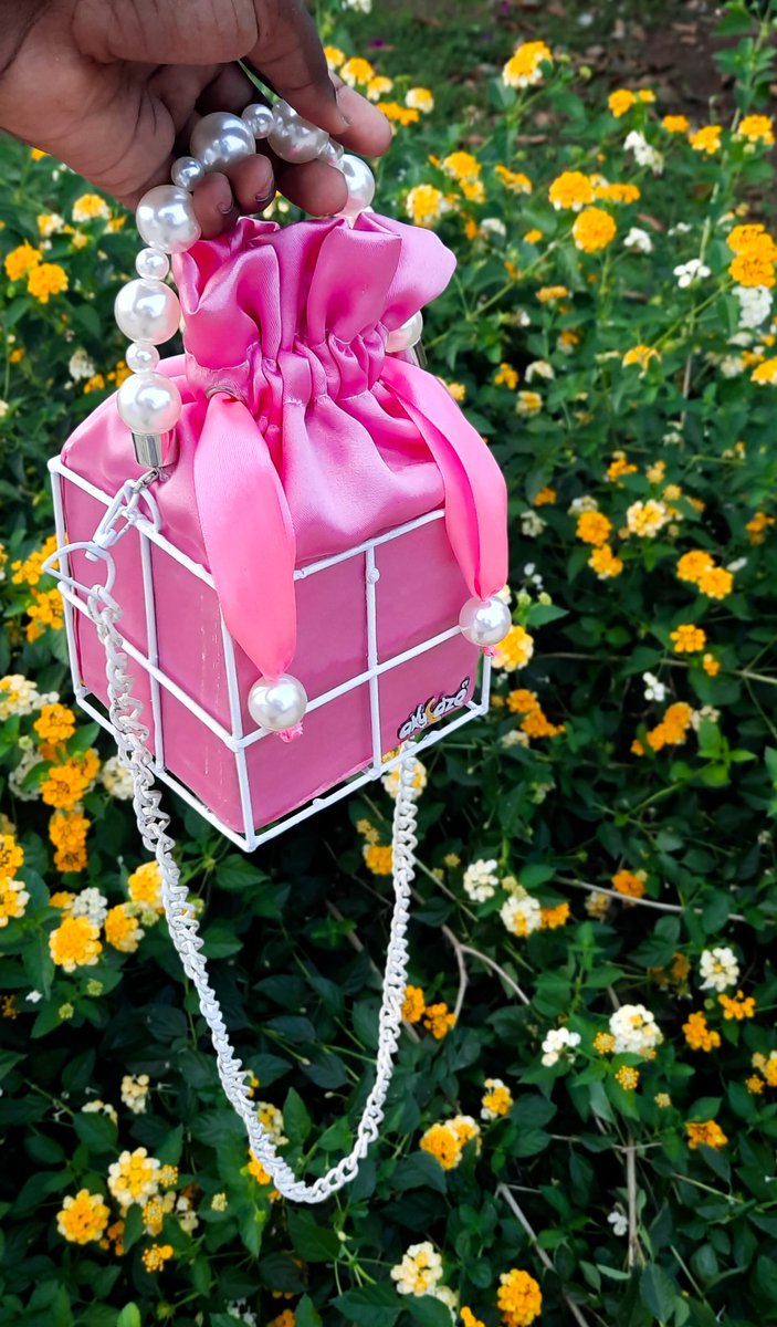 AkyDze's tweet photo. New in!
Custom pink luxe, baby girl vibes with sophistication!
Available on preorder 
Price: 200 cedis https://t.co/BgyQVGgoef