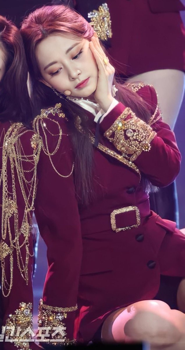 JustForTWICE_VN's tweet photo. Cùng viết gì đó để trend cho Tzuyu nhé.
Hashtag: 
#LeaveTzuyuAlone
#RespectTzuyu 
@JYPETWICE 
Target: 99 retweets, 300 replies. https://t.co/TsadeGOoD5